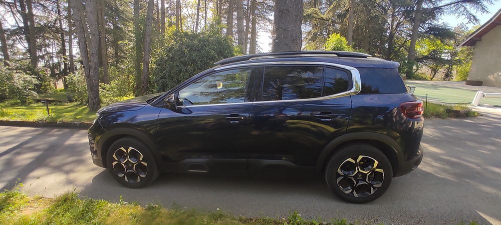 C5 aircross PURE TECH 130 SS EAT8 SCHINE . GARANTIE FABRICANT 10 ANS ET 180000 KM SUR LA MOTORISATION 2022 occasion 71100 Chalon-sur-Sa&ocirc;ne