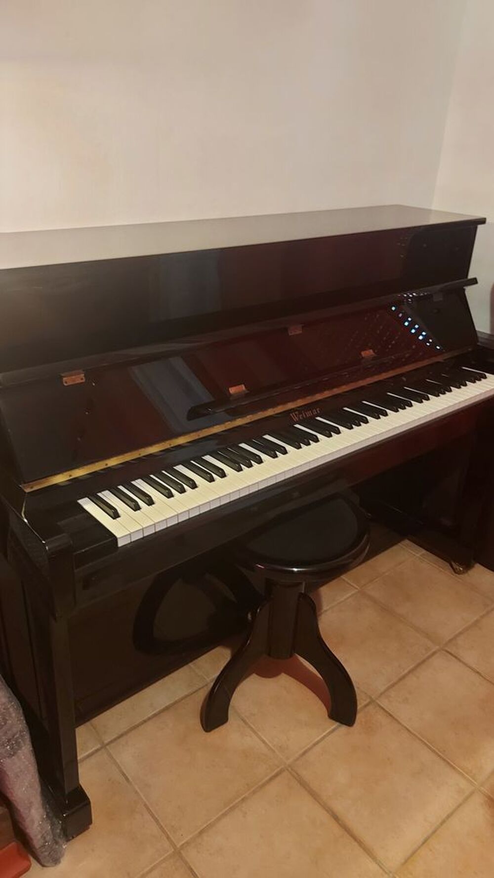 Piano droit d &eacute;tude avanc&eacute;e WEIMAR noir/brillant Instruments de musique