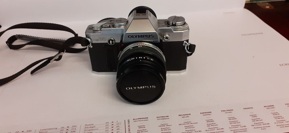 Reflex argentique OLYMPUS OM 30 Photos/Video/TV