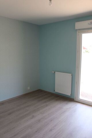  Appartement à louer 3 pièces 65 m²