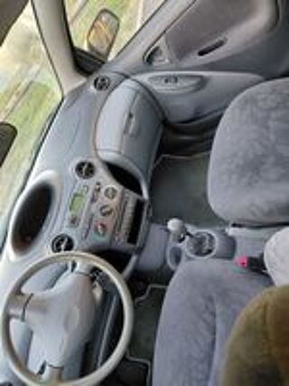 Yaris 1.3i Linea Sol 2001 occasion 95530 La Frette-sur-Seine