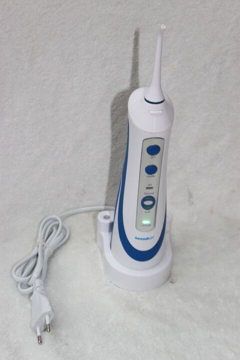 Nettoyeur interdentaire 15 Montigny-Lencoup (77)