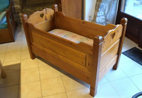 Lit bb bois pin massif 60 Saint-Martin-le-Vinoux (38)