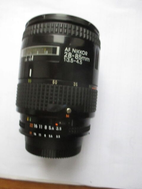 Objectif NIKON 28-85mm 50 P�ronnas (01)