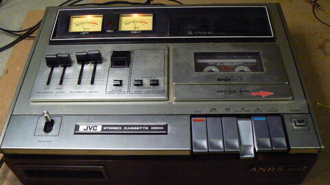 JVC CD1667-2U2 Ann�e 1972 platine K7 95 Mormoiron (84)