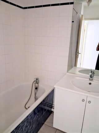  Appartement à louer 2 pièces 46 m²