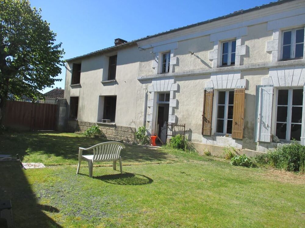 Vente Maison Corps de ferme - 230m ² Matha