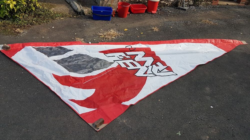 Voile pour planche &eacute;tat neuf Sports