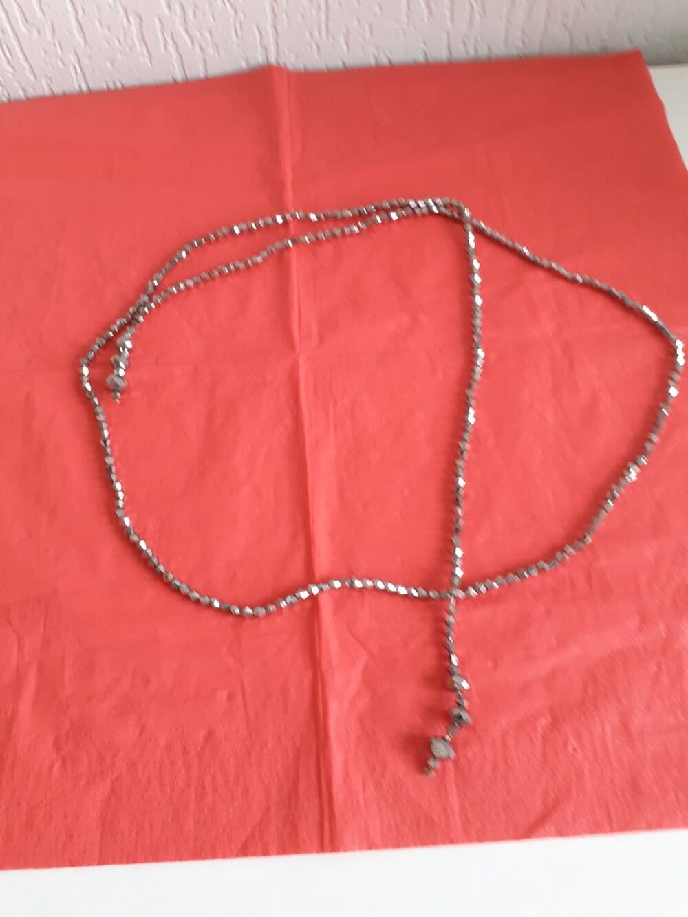 COLLIER SAUTOIR sans fermeture Bijoux et montres