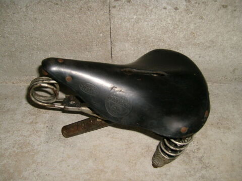 Selle en cuir de vélo ancien TALBOT 60 Varades (44)