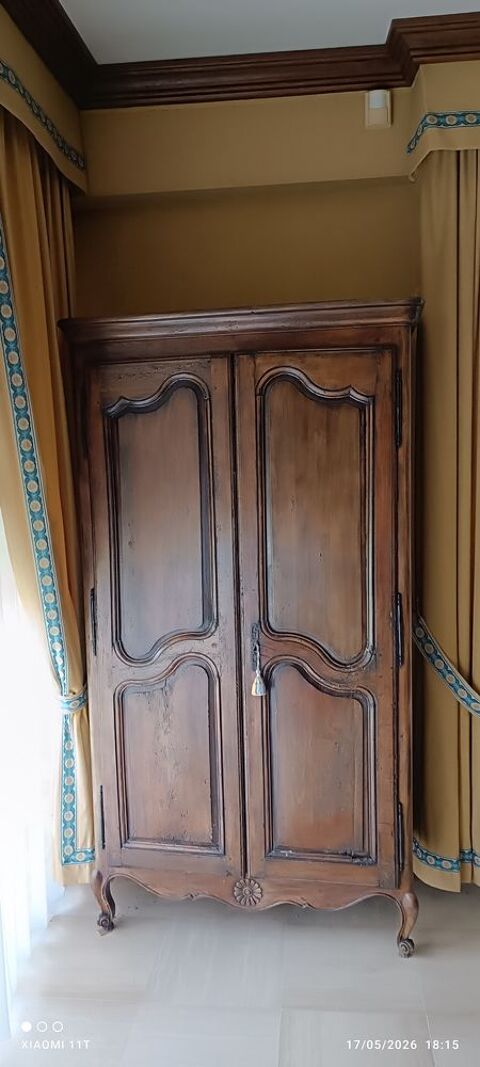 Armoire ancienne Louis XV 250 Lacrouzette (81)