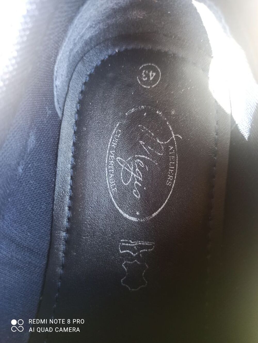Chaussures basket cuir marque Megisis cuir. 42 Chaussures