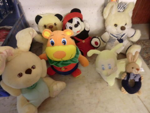 Lot peluches 0 Boos (76)