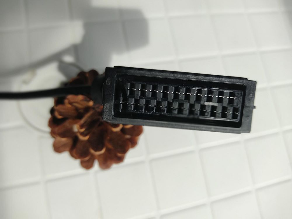 C&acirc;ble VGA Q:2 + 1 c&acirc;ble RS 232 neuf Matériel informatique