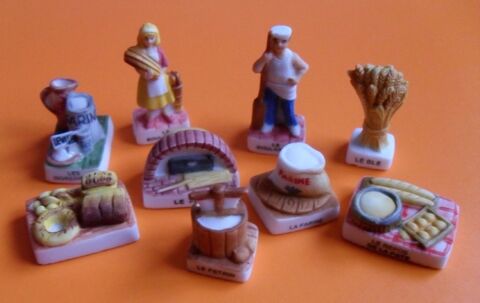 Lot de 9 F�ves Th�matiques Boulangerie 9 Villejuif (94)