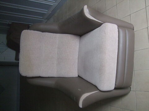 canapé fixe + fauteuil 450 Mirebeau (86)