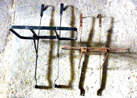 Porte-bagages ancien et rabattable pour vieux v�los. 15 Verg�ze (30)