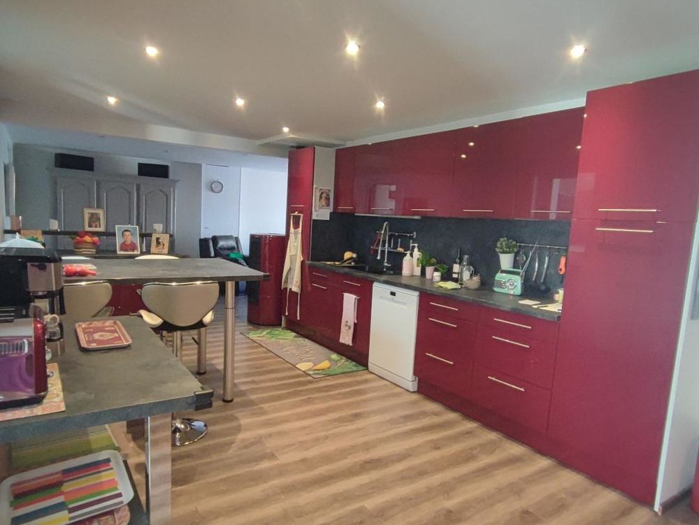 Maison 5 pièces 150 m² · à Cusset · 150 m² · 246 000 €