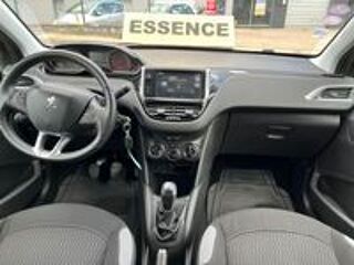 208 1.2 VTI / 82CV 2015 occasion 42700 Firminy