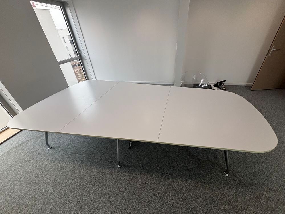 TABLE TRAPEZOIDALE ICF Meubles
