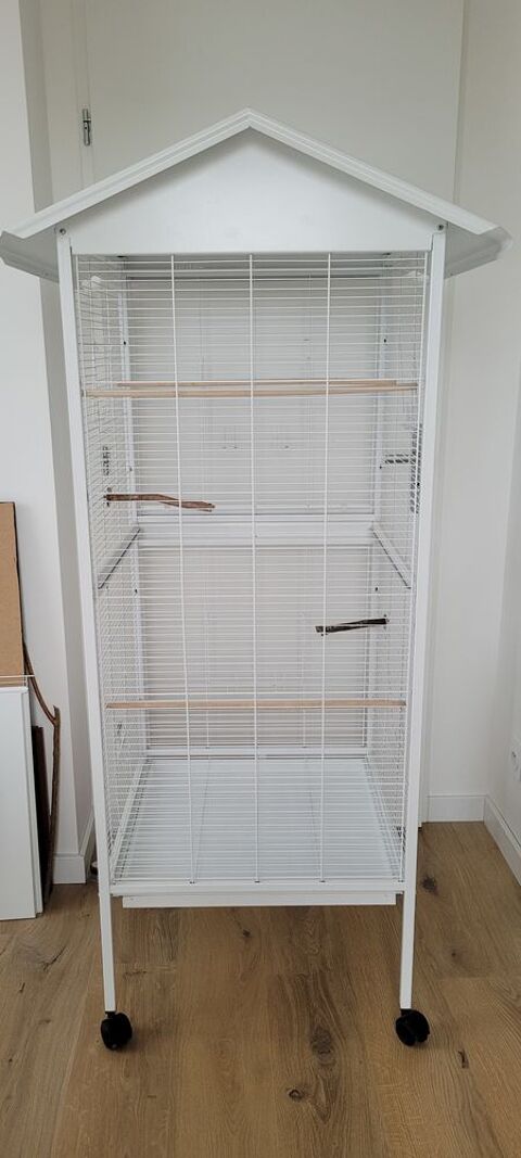 Voliere blanche 85 76420 Bihorel