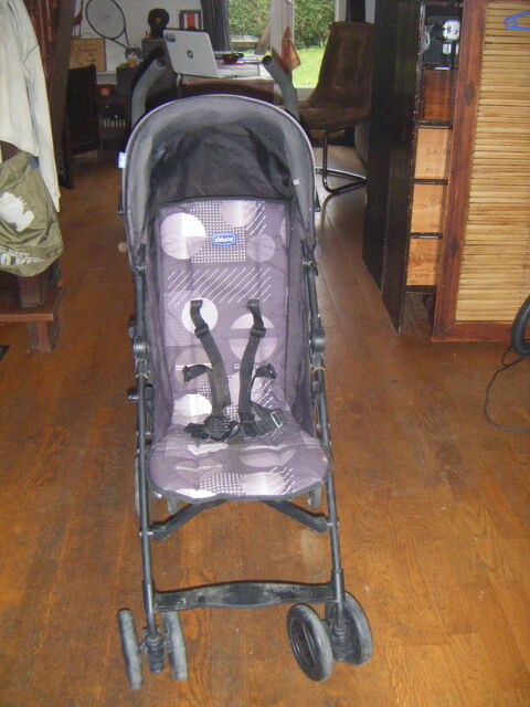Poussette canne CHICCO London
50 Chelles (77)