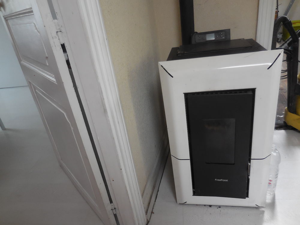 POELE A PELETS FREEPOINT Electroménager
