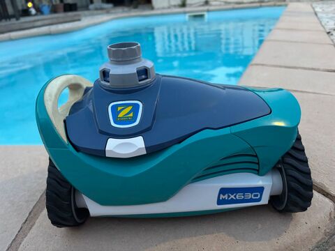 robot de piscine 180 Caunes-Minervois (11)