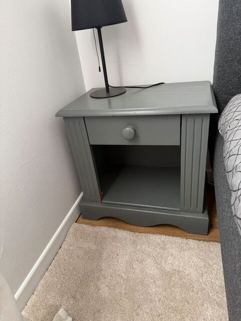 Tables de chevet  10 Cormoz (01)