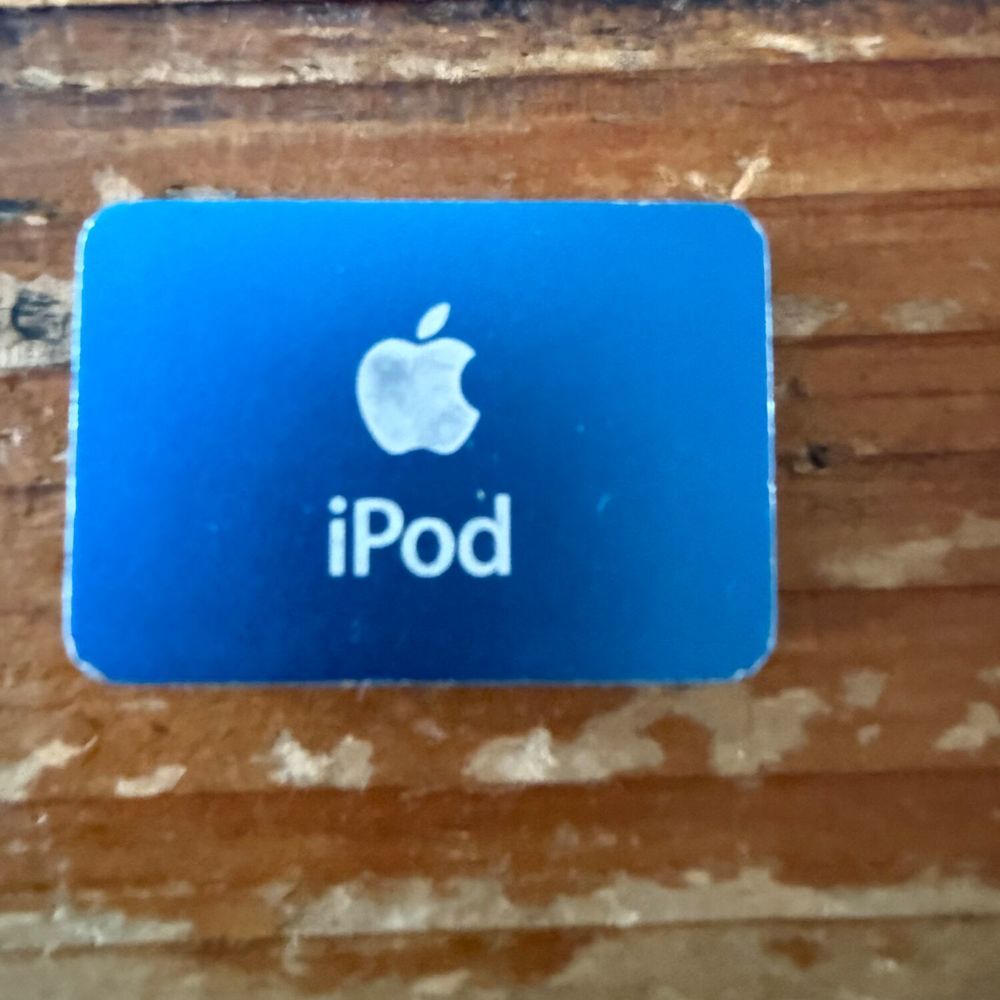 iPod shuffle 1 GO - 4&egrave;me g&eacute;n&eacute;ration Audio et hifi