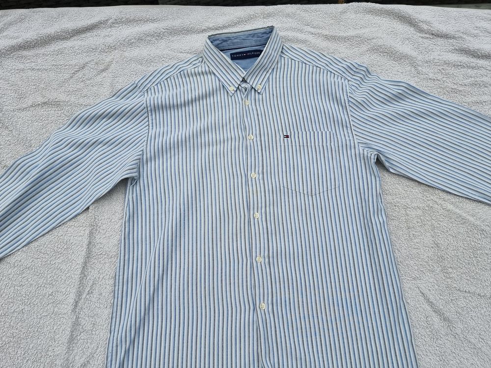 Chemise Tommy HILFIGER - taille XL - Tr&egrave;s bon &eacute;tat Vêtements