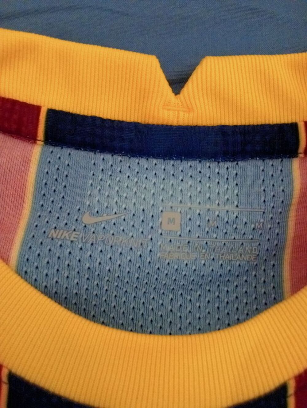 Maillot authentique Barcelone Vtements