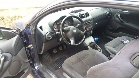 Alfa-romeo gt Alfa Romeo  1.9 JTD M-JET 150 Distinctiv