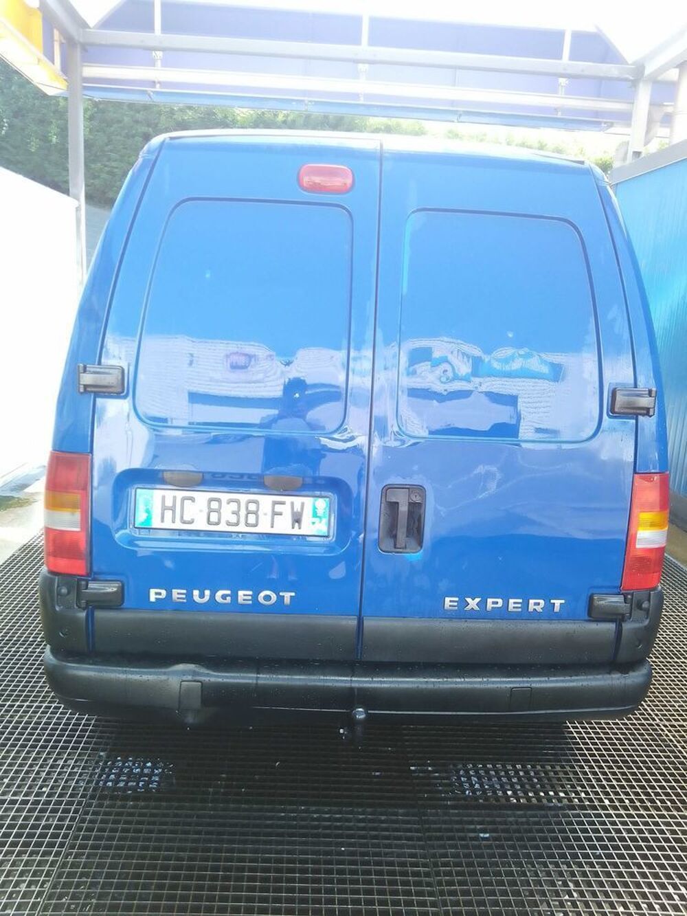 Expert EXPERT 220C 1.9 D VITRE 2004 occasion 74160 Saint-Julien-en-Genevois