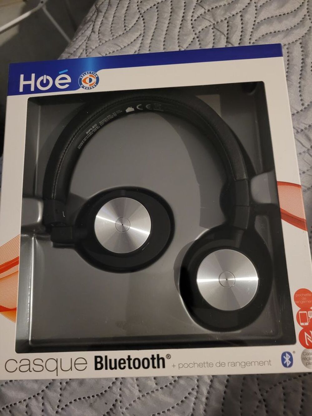 Casque Bluetooth HOE avec pochette de rangement.
Audio et hifi