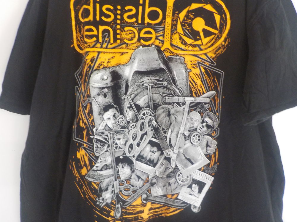 TSHIRT DIS EN NOIR + DESSINS DEVANT TAILLE L Vêtements