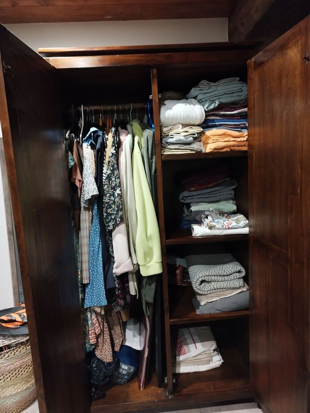 Chambre compl&egrave;te bois exotique Meubles