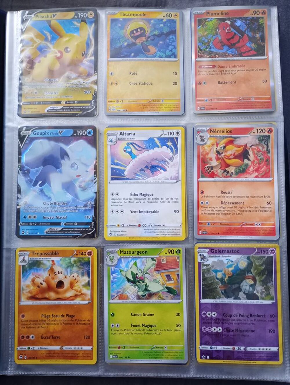 album de 180 cartes Pok&eacute;mon Jeux / jouets