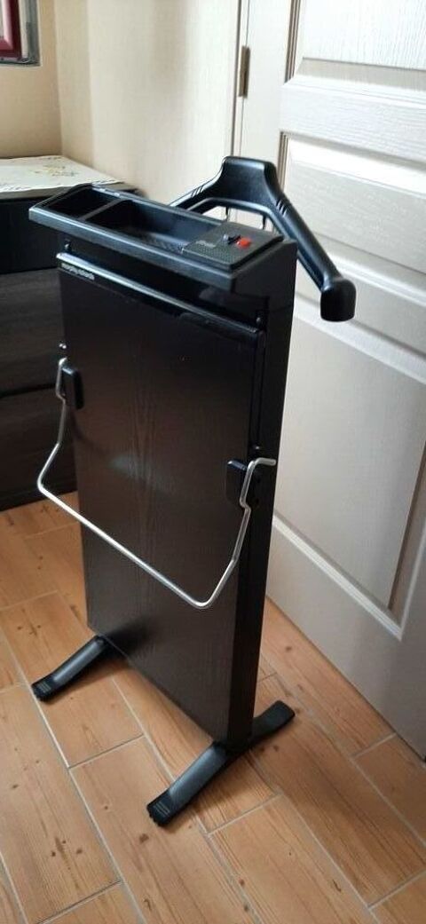 Valet presse-pantalon lectrique. 150 Questembert (56)