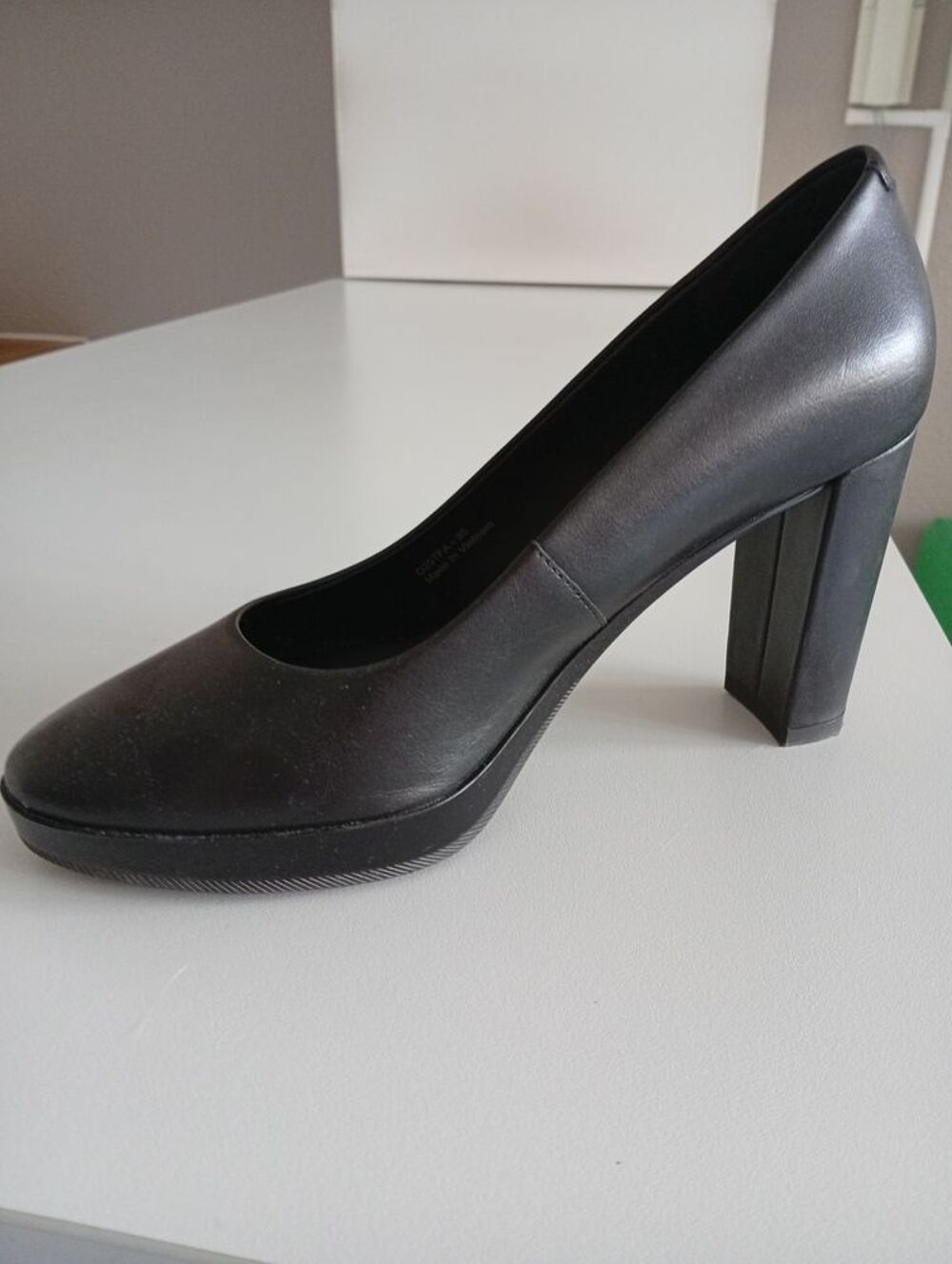 Escarpins GEOX neuf Chaussures