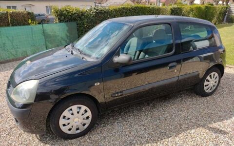 Renault Clio II Clio 1.2 16v 75 Campus Authentique 2005 occasion Lille 59000