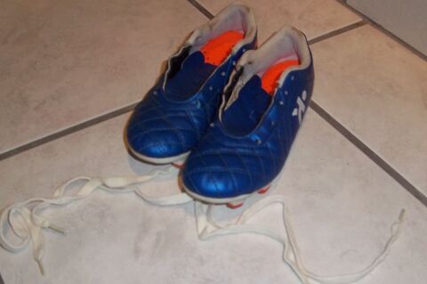 Chaussures de football pointure 31 4 Colombier-Fontaine (25)