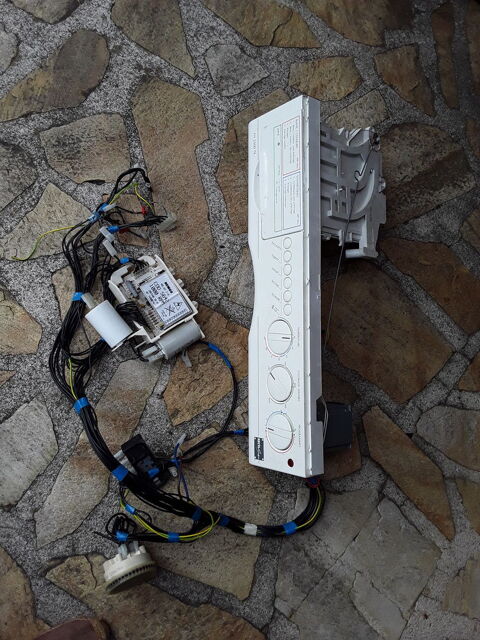 Pi�ces d�tach�es pour lave linge Rectiligne FH 2500TX 10 Saint-Yon (91)