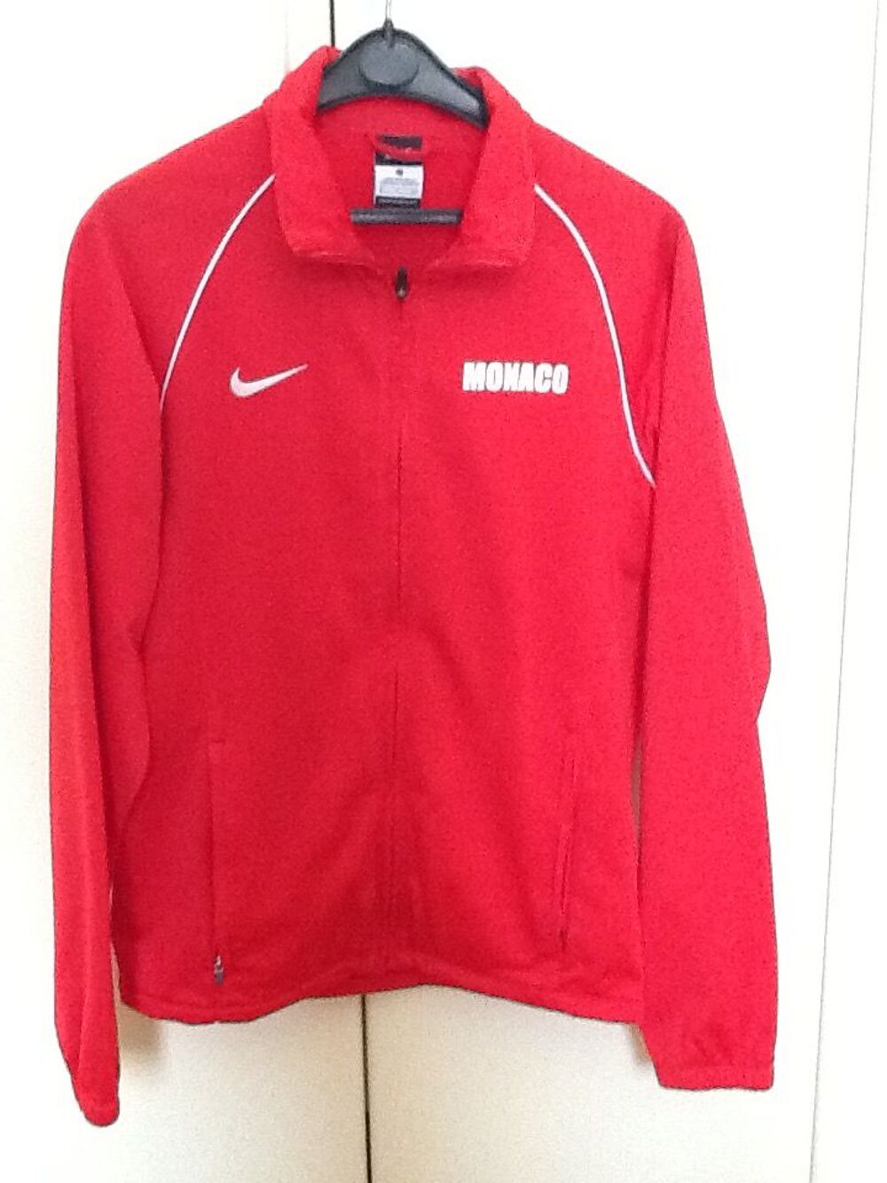 tenue de sport scolaire de Monaco Vtements