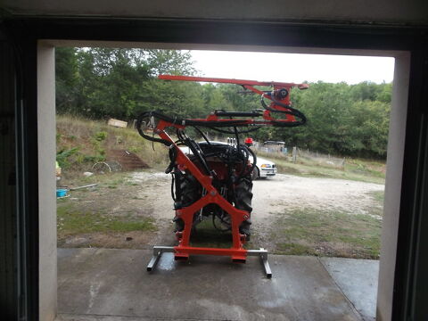 TAILLE HAIES HYDRAULIQUE  NEUF 0 Mareuil (24)