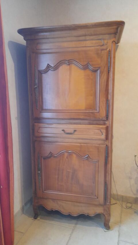 Homme debout 60 Cholet (49)