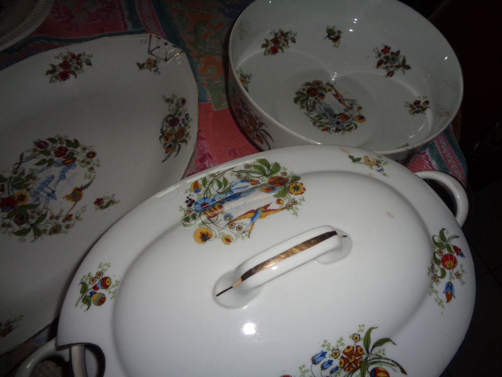Soupi&egrave;re et plats Cuisine