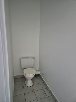  Appartement  louer 4 pices 73 m
