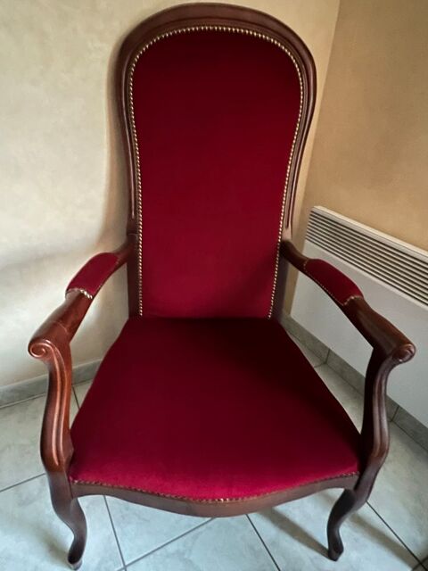 fauteuil rouge 50 Mayenne (53)