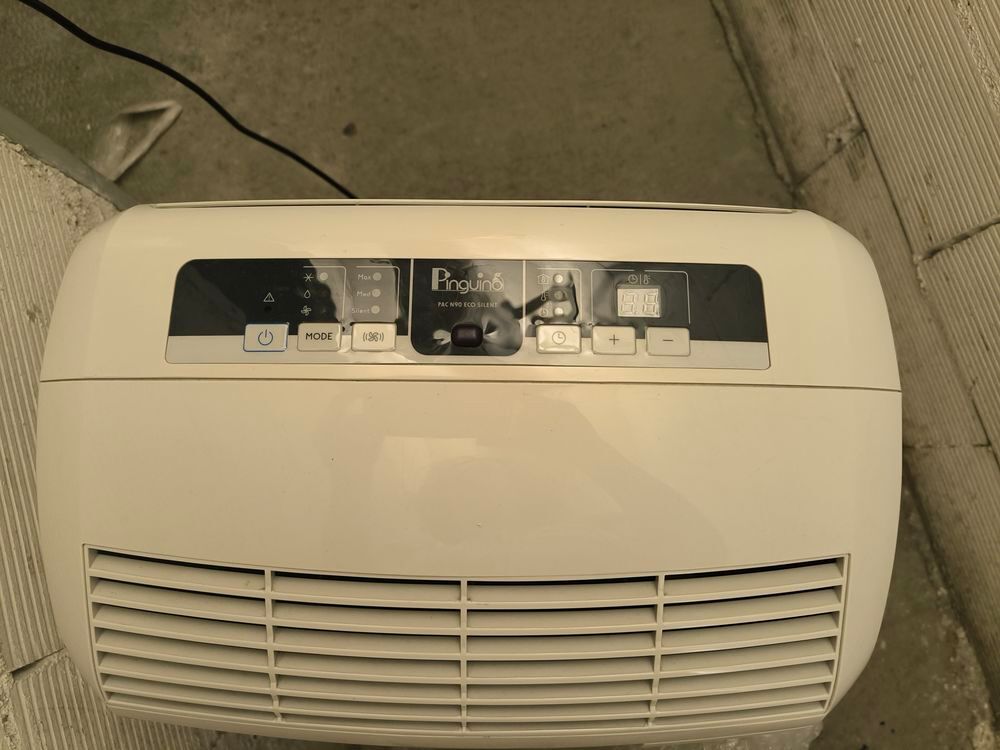 Climatiseur mobile Delonghi Pinguino Electroménager